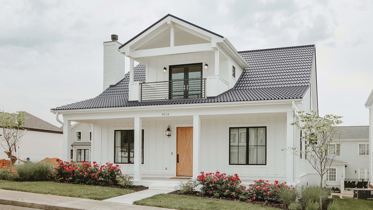 Toiture Coastal Wave sur une maison de ferme